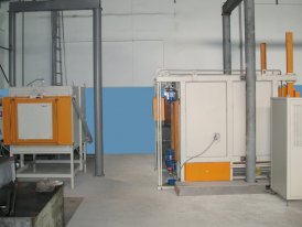 Новое оборудование: Печь для закалки в защитной среде (слева) и Печь с механизированным выкатным подом (справа)