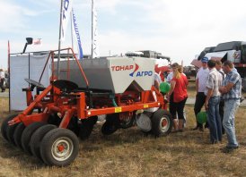 Предприятие ООО «Тонар Агро» представило выпускаемую сельхозтехнику на «Дне Сибирского Поля – 2014»